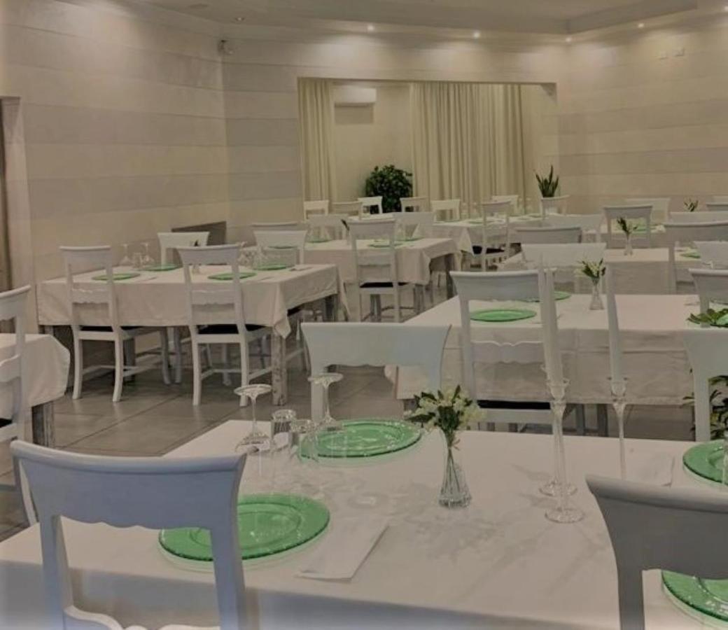 Hotel Lorena Toscolano Maderno Exterior photo